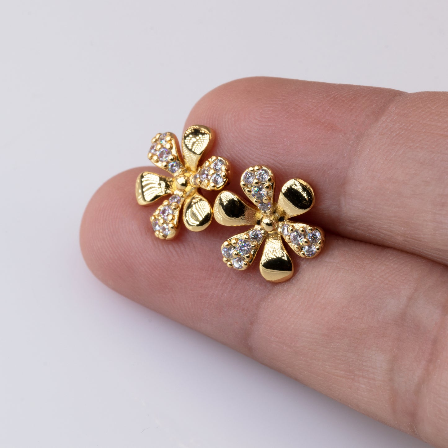 Small Daisy Stud Earrings