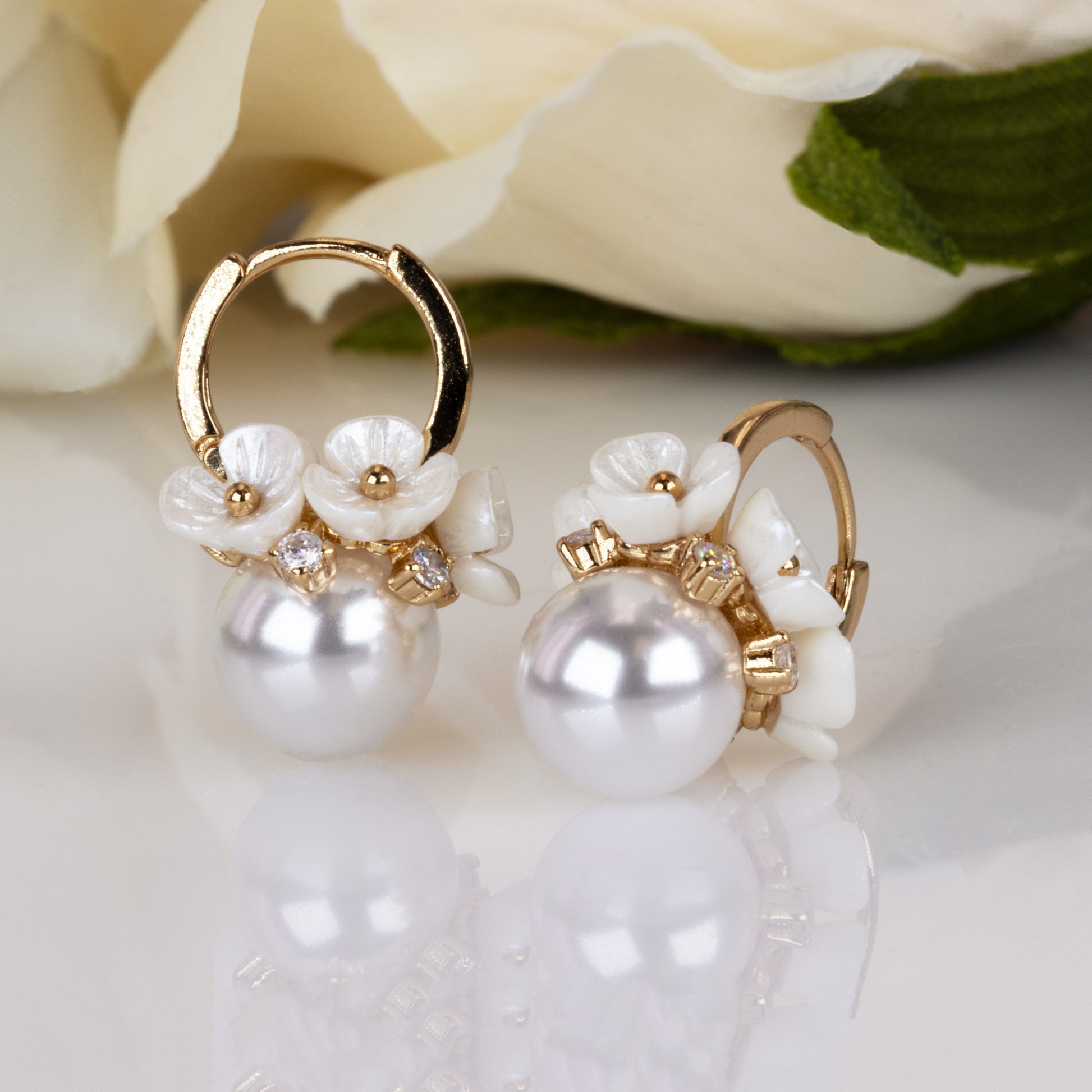 gold huggie earrings flower pearl women
