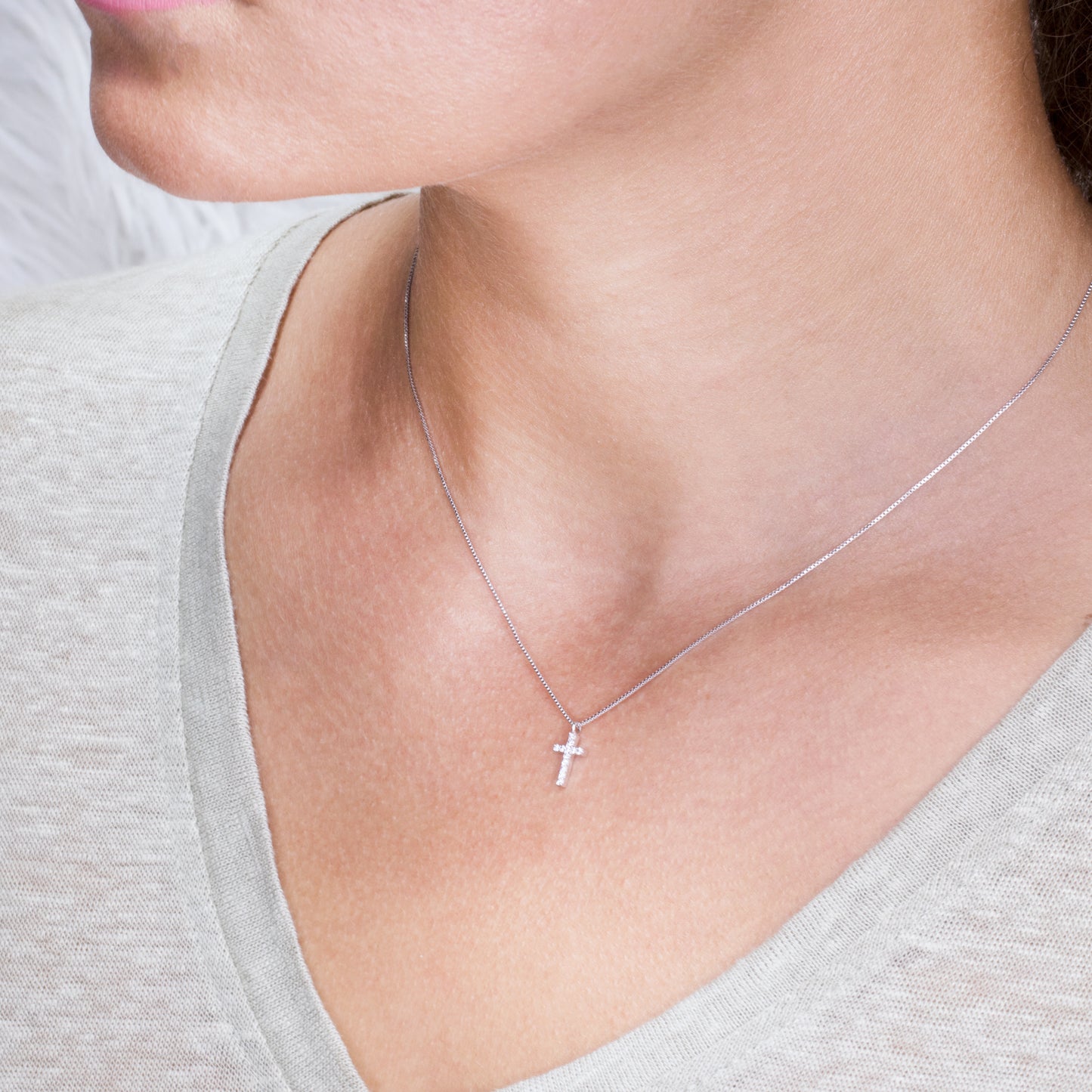 Dainty Cross Necklace