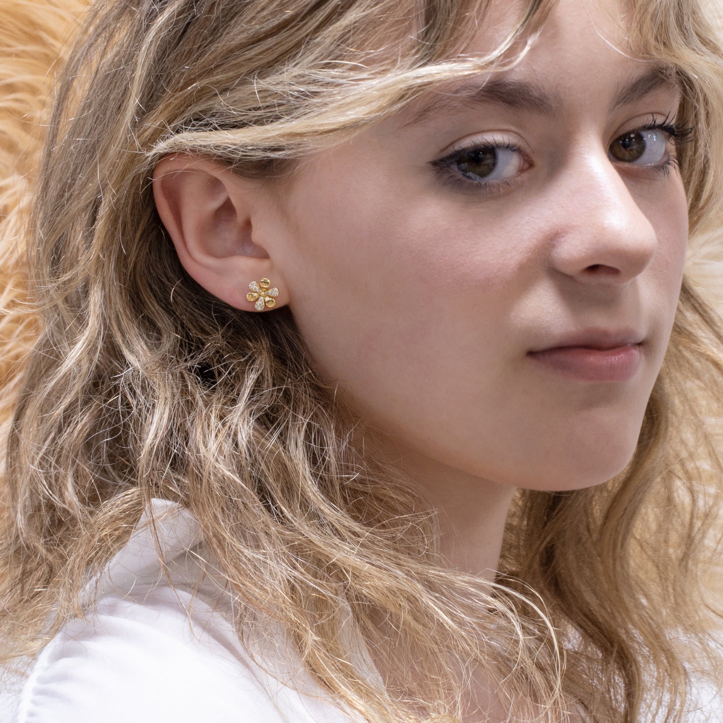 Small Daisy Stud Earrings