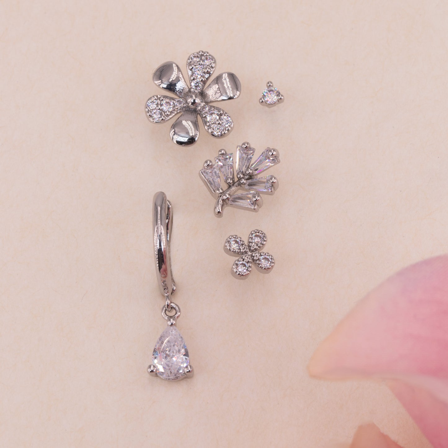 Flower and Leaf Ear Party Set