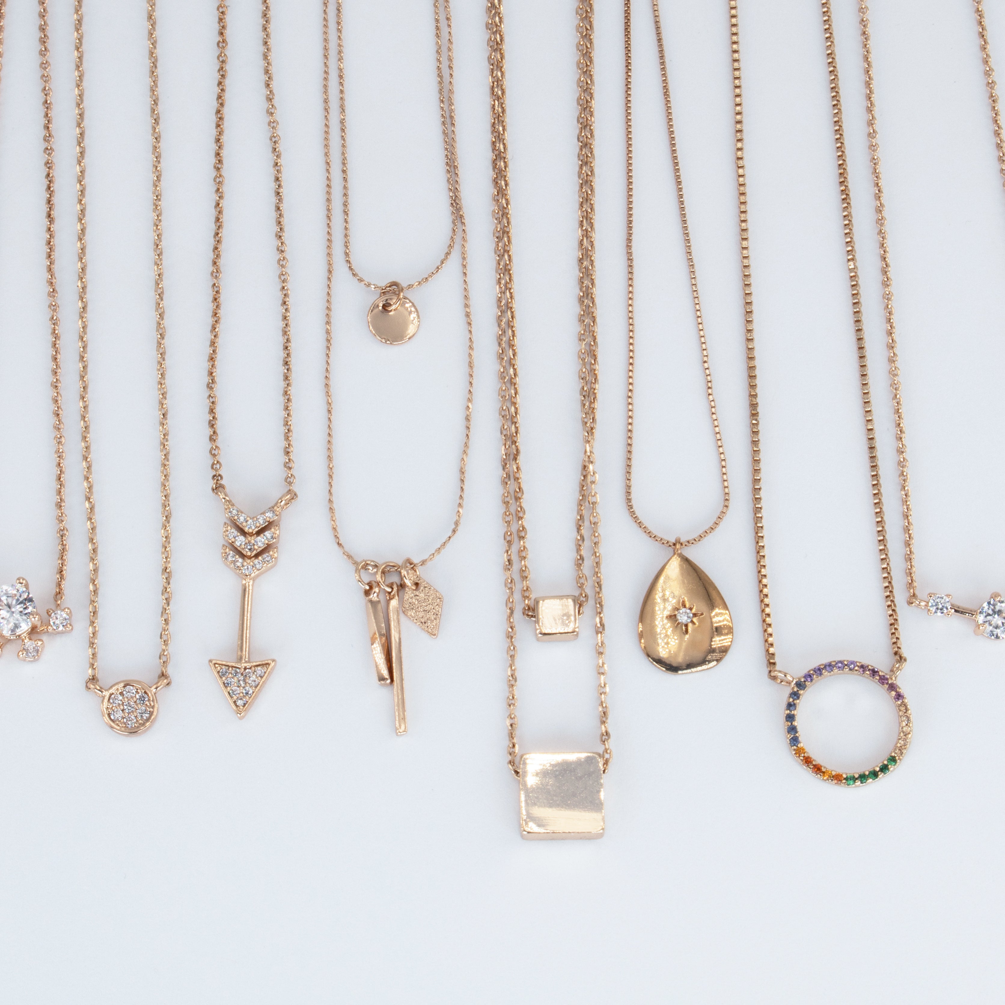 Is It Okay To Mix Metals? Expert Tips For Styling Silver and Gold — The  Wardrobe Consultant