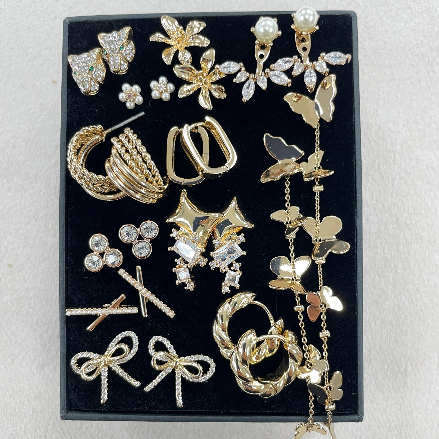 Mystery Earrings Box