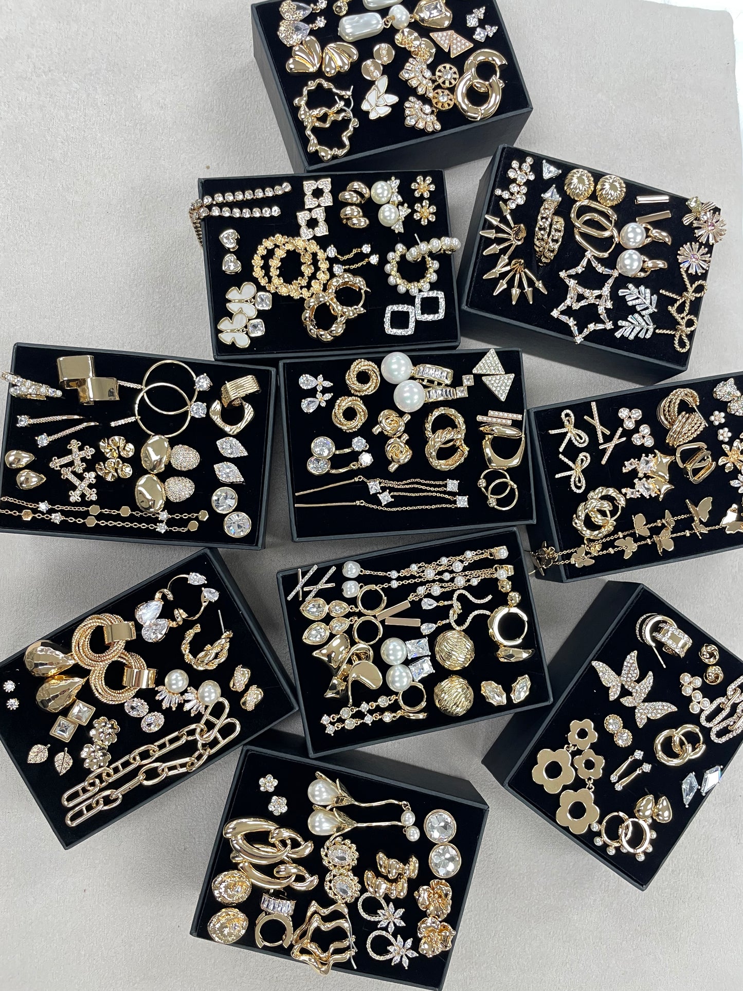 Mystery Earrings Box