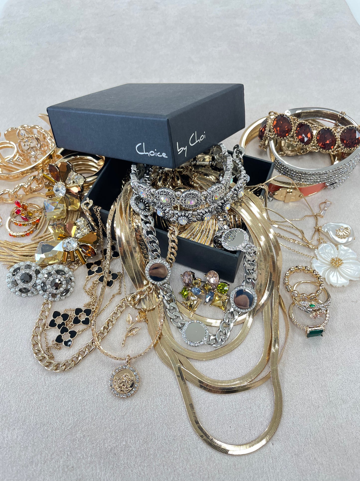 Mystery Jewelry Gold Silver Mixed Surprise Gift Classic Vintage Gem Y2K Chunky Dainty Bundle
