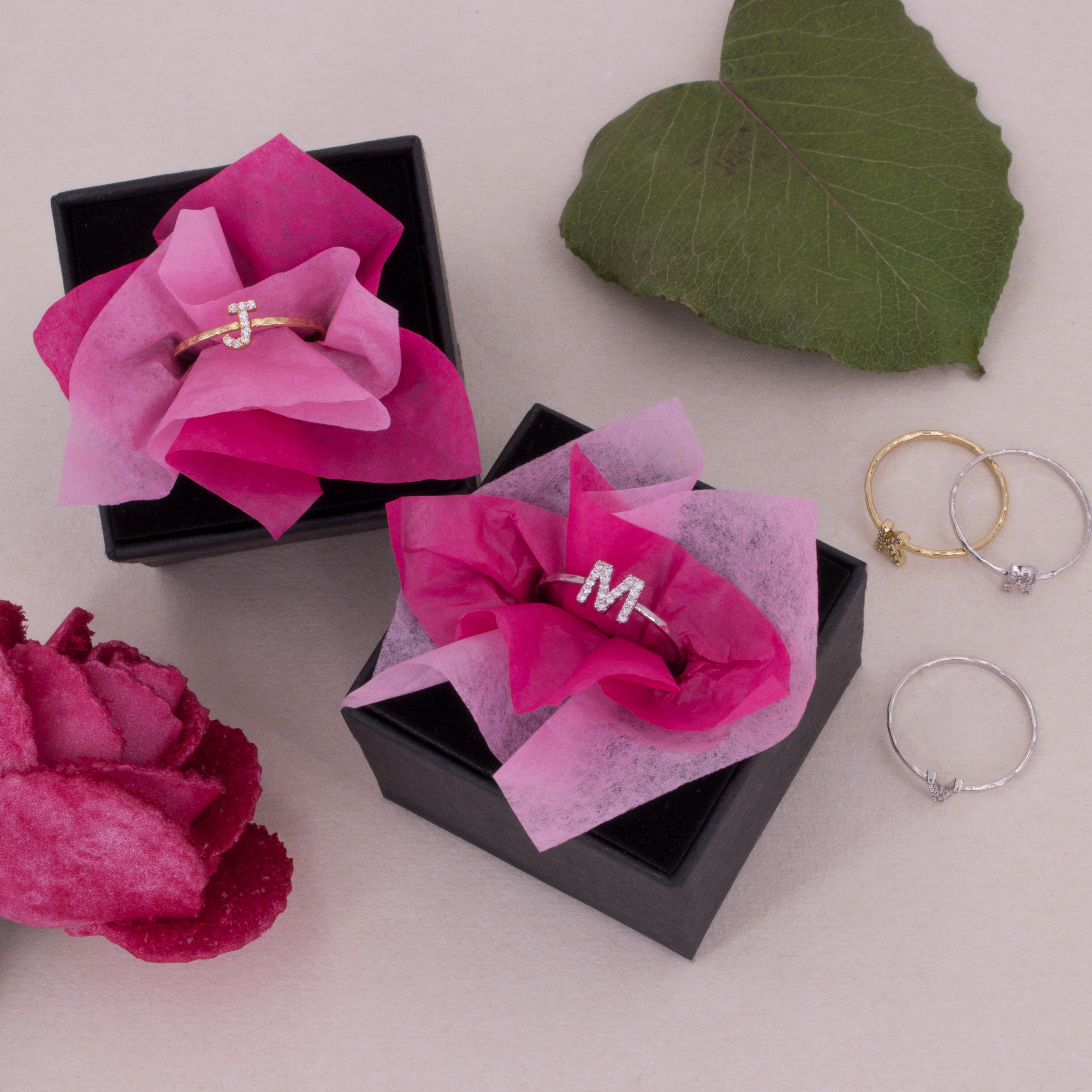 Presentation Boxes & Gift Wrap – Sheila Fleet Jewellery