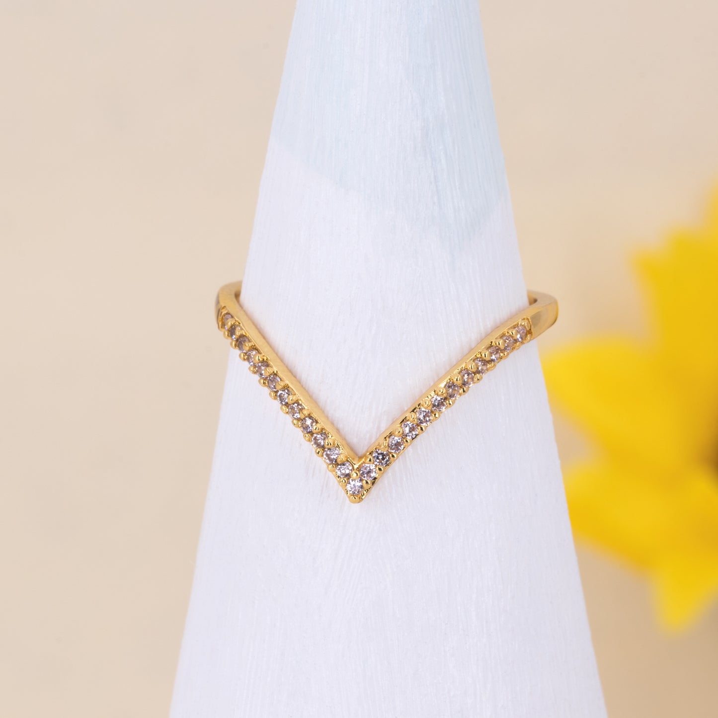 V Chevron Ring